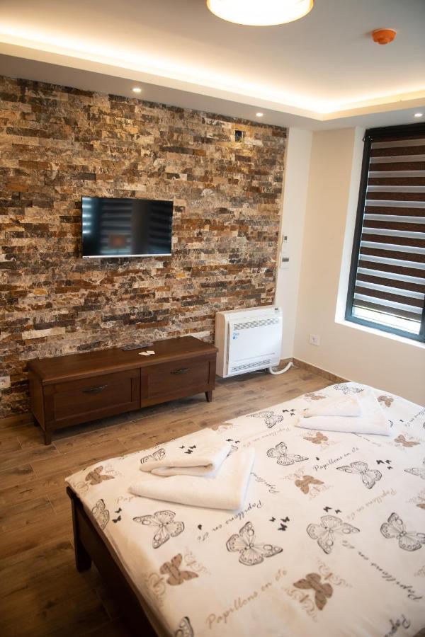 Zoo Misic Prenociste Hotel รานเย ภายนอก รูปภาพ